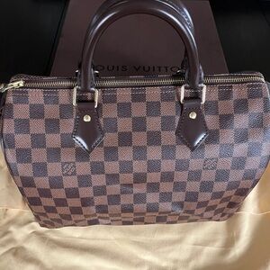 Louis Vuitton Speedy 30